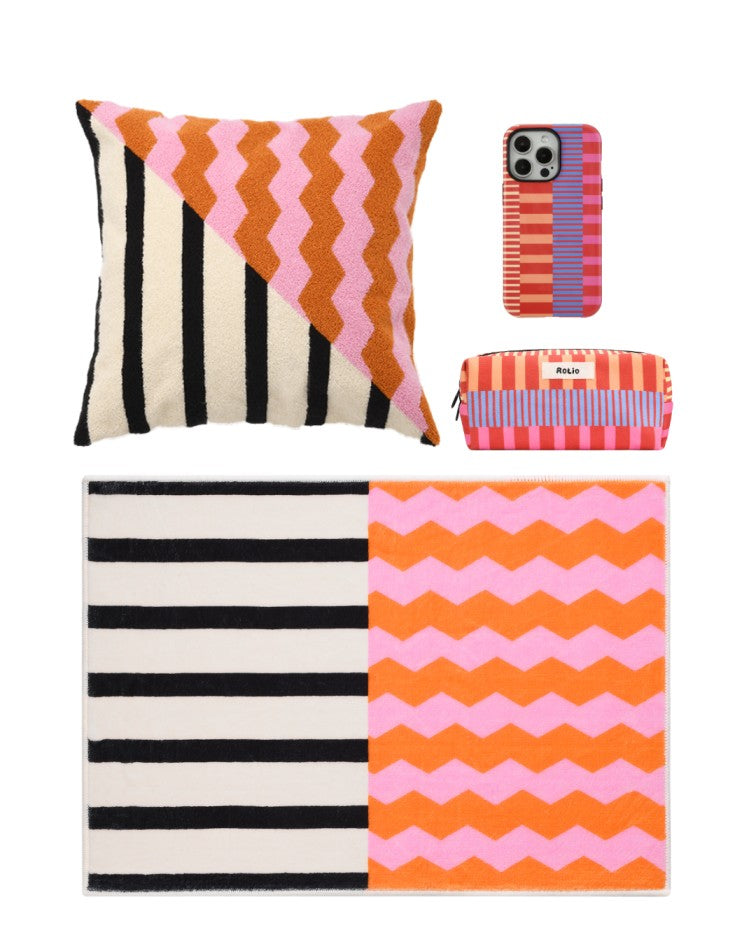 Bold Matched Deconstructed Set