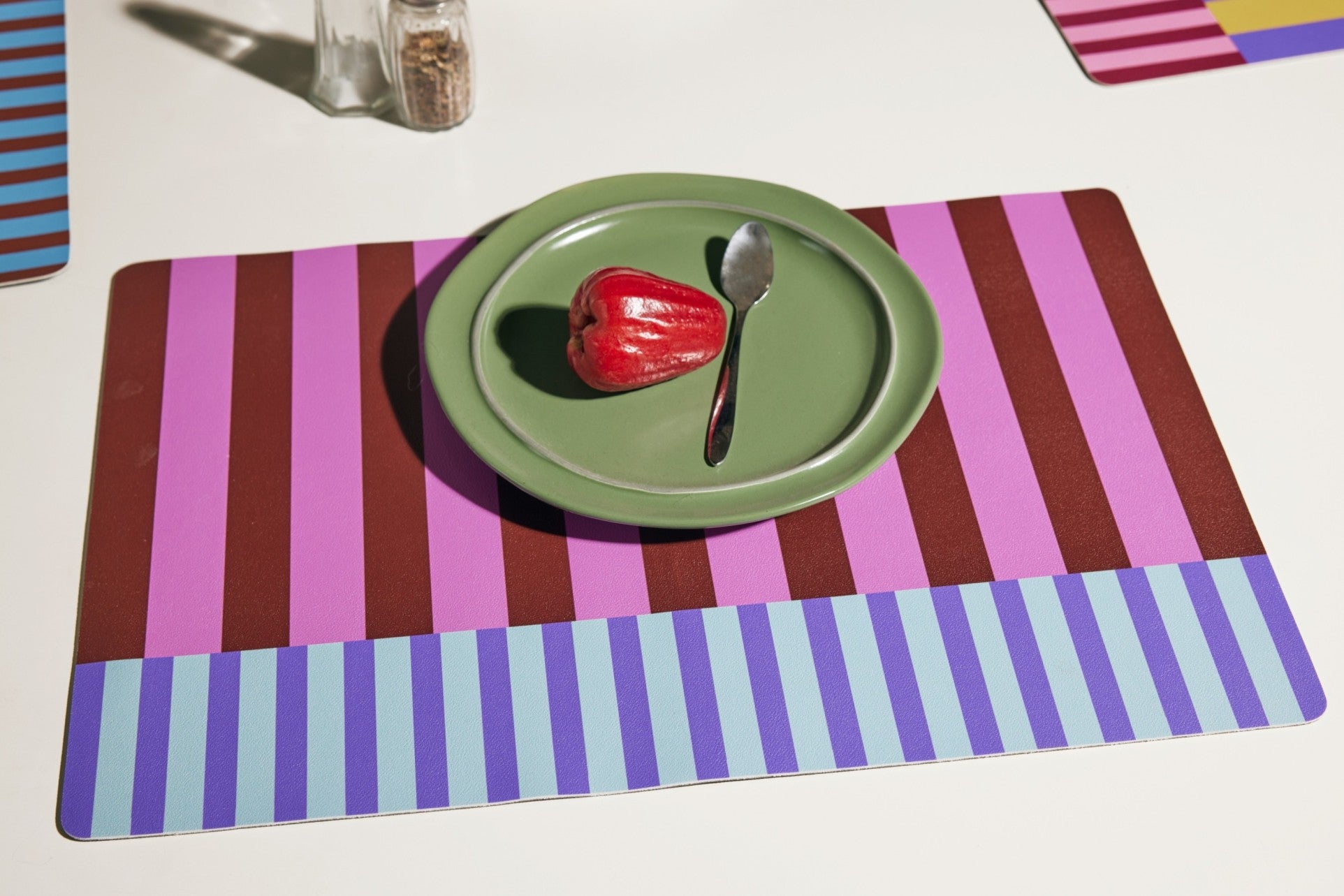Colorful Designer Placemats for Stylish Dining – Taro, Casa Rolio Design
